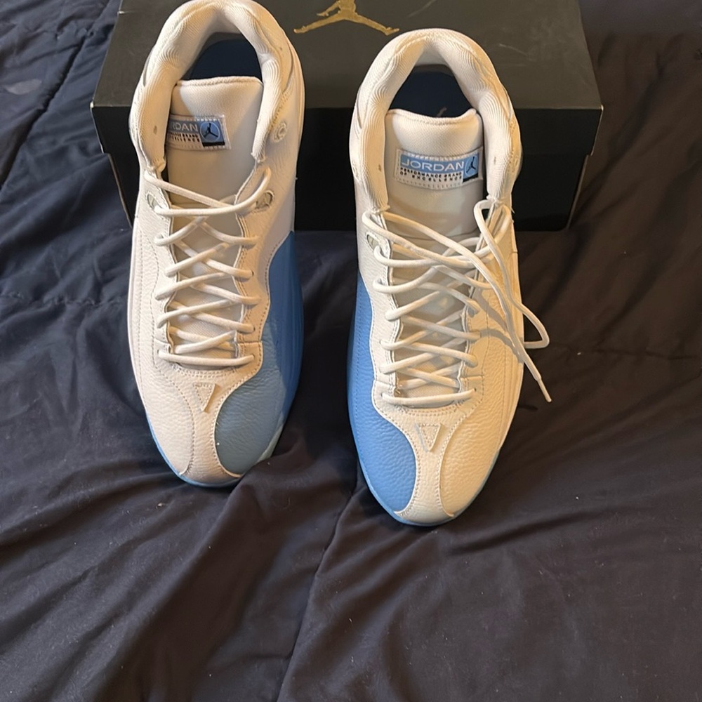 Jordan Sneakers in White and Blue size 11 - Picture 3 of 10